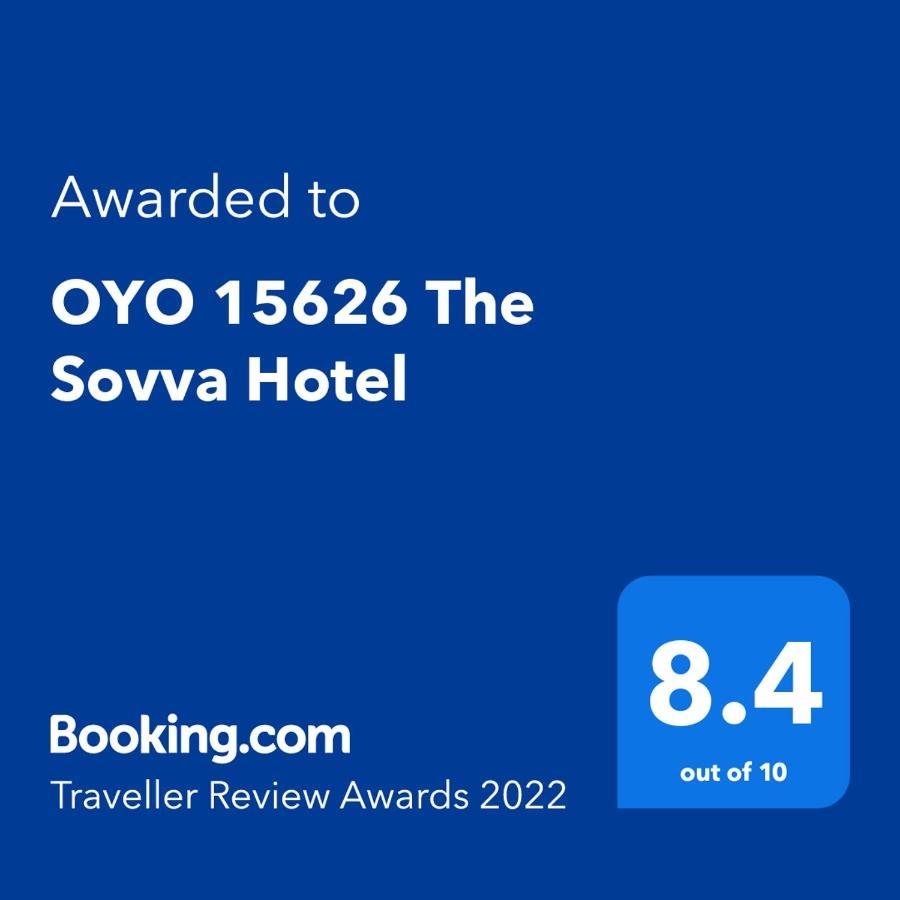 Oyo 15626 The Sovva Hotel Morjim Exterior foto